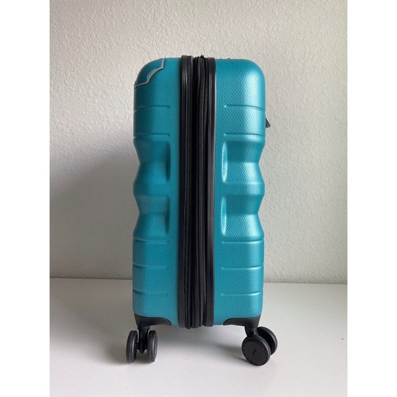 Jeep Bags Jeep Polygon Hardside Luggage 3d Teal 22 Carry On Rolling